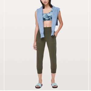 Lululemon Align High Rise Jogger Crop *23" Dark Olive Green size 2